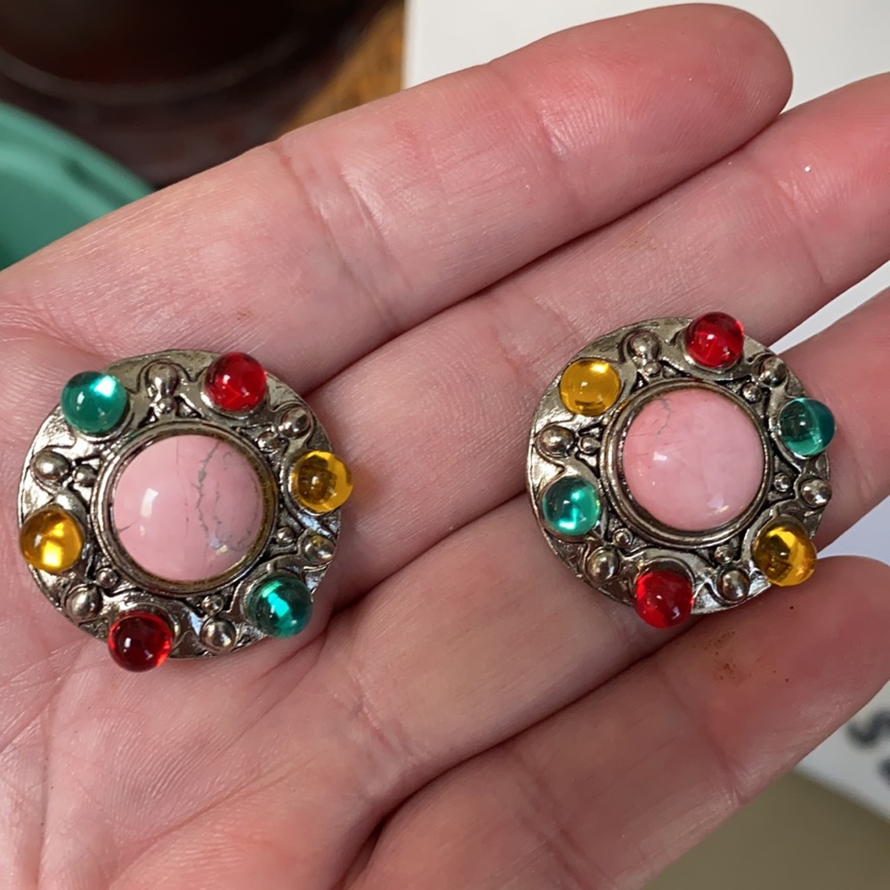 Silvertone statement multi colored Cabochon earrings - Picture 5 of 5